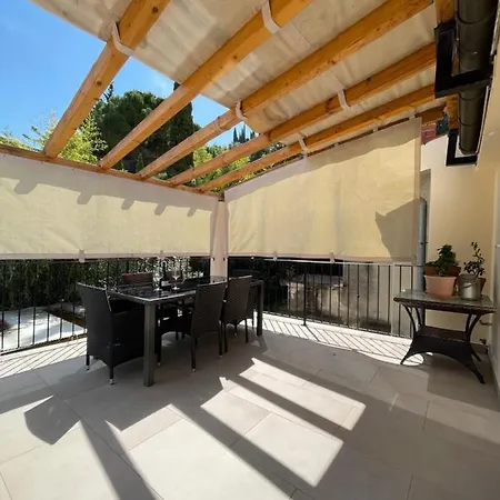 Daire Captain Marino *