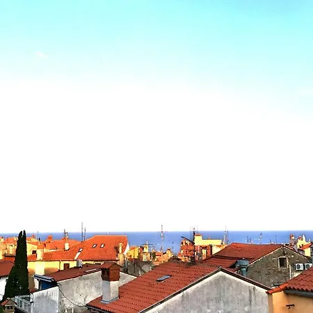 Apartment Captain Marino Piran